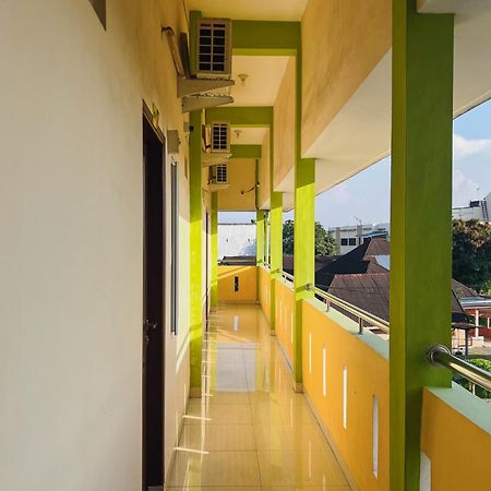 OYO 90500 Teratai Residence Medan Exterior foto