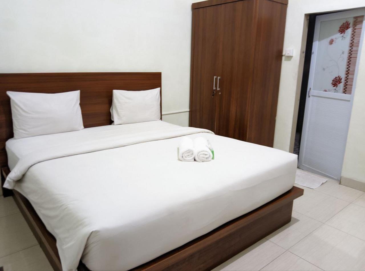 OYO 90500 Teratai Residence Medan Exterior foto