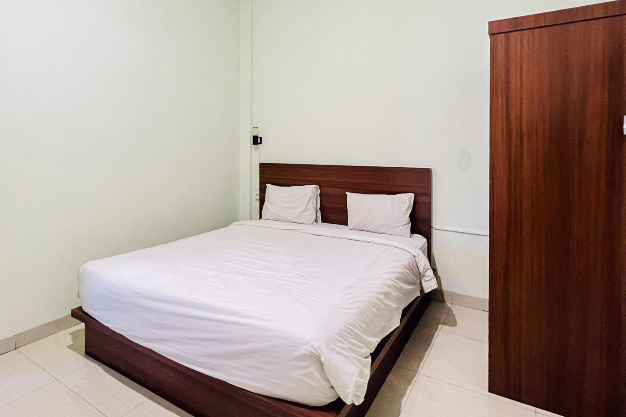 OYO 90500 Teratai Residence Medan Exterior foto
